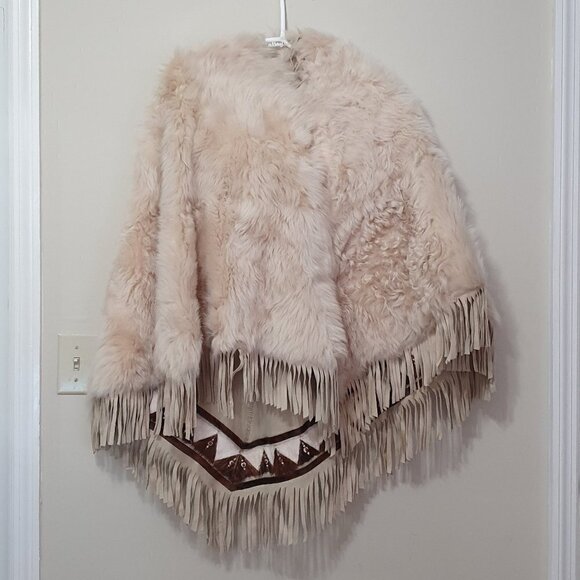 NEW Ralph Lauren 100% Shearling Hooded Poncho - Picture 6 of 12